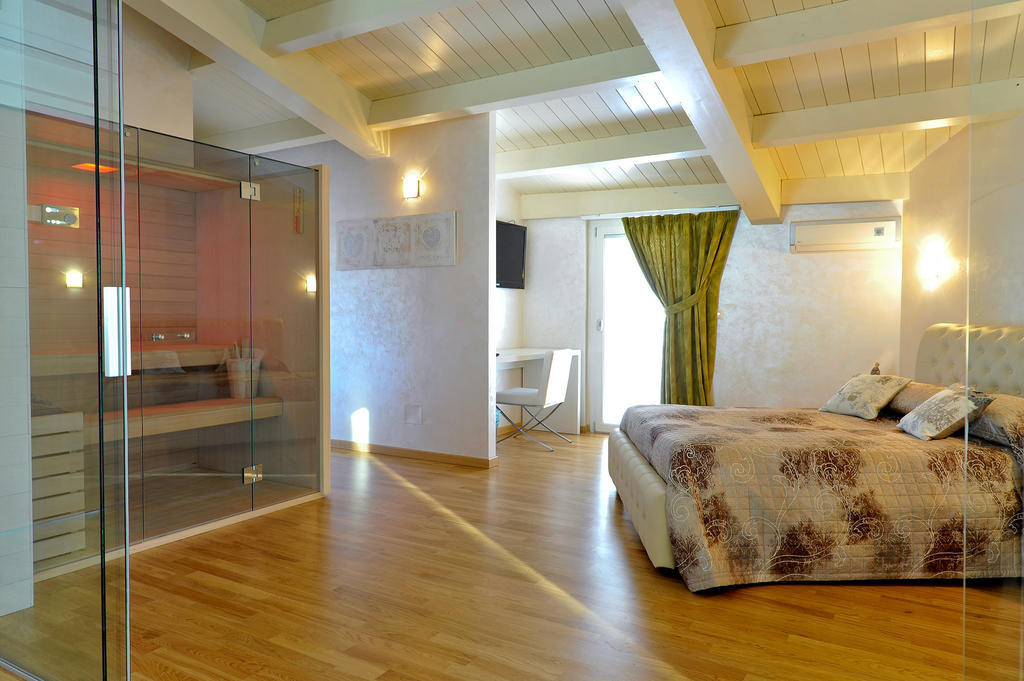 Jolie Bed And Breakfast Pescara Phòng bức ảnh